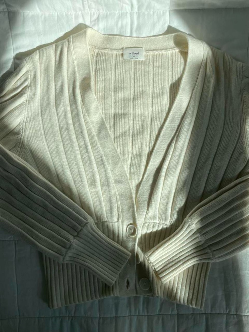 Aritzia Wilfred Free Thais Plunge Front Cream Cardigan - M